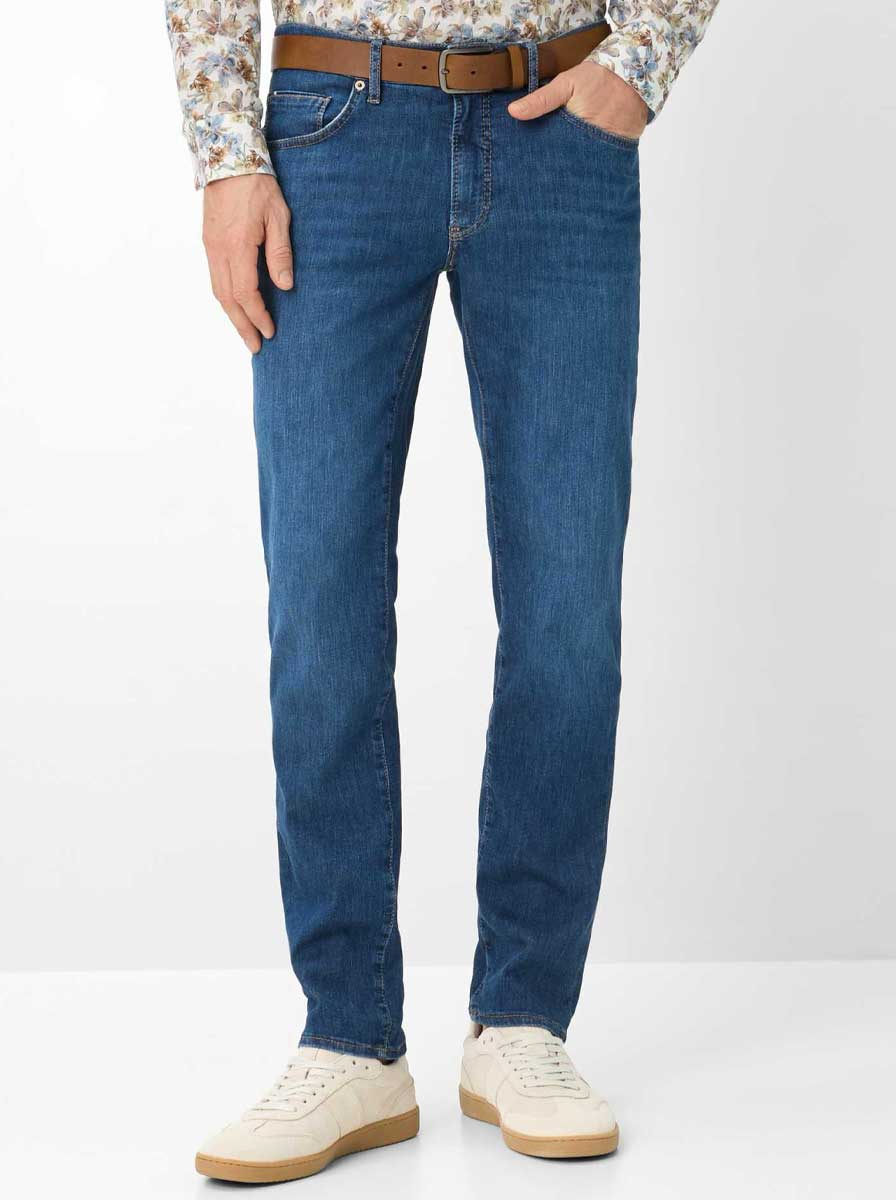 Brax Jeans Brax - Jeans - Chuck Hi-Flex Light: Five-Pocket Denim Jean