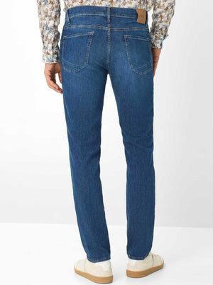 Brax Jeans Brax - Jeans - Chuck Hi-Flex Light: Five-Pocket Denim Jean