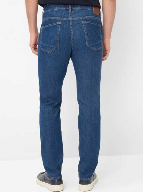 Brax Jeans Brax - Jeans - Chuck Hi-Flex: Tapered Leg Regular Blue Denim 5 Pocket