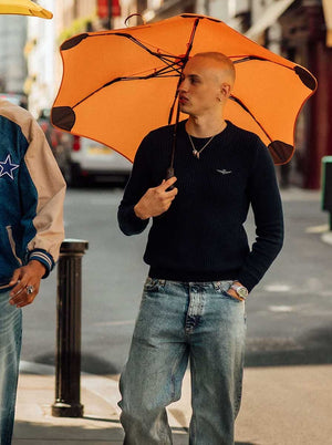 Blunt Umbrellas Blunt - Metro Collapsible Orange Umbrella